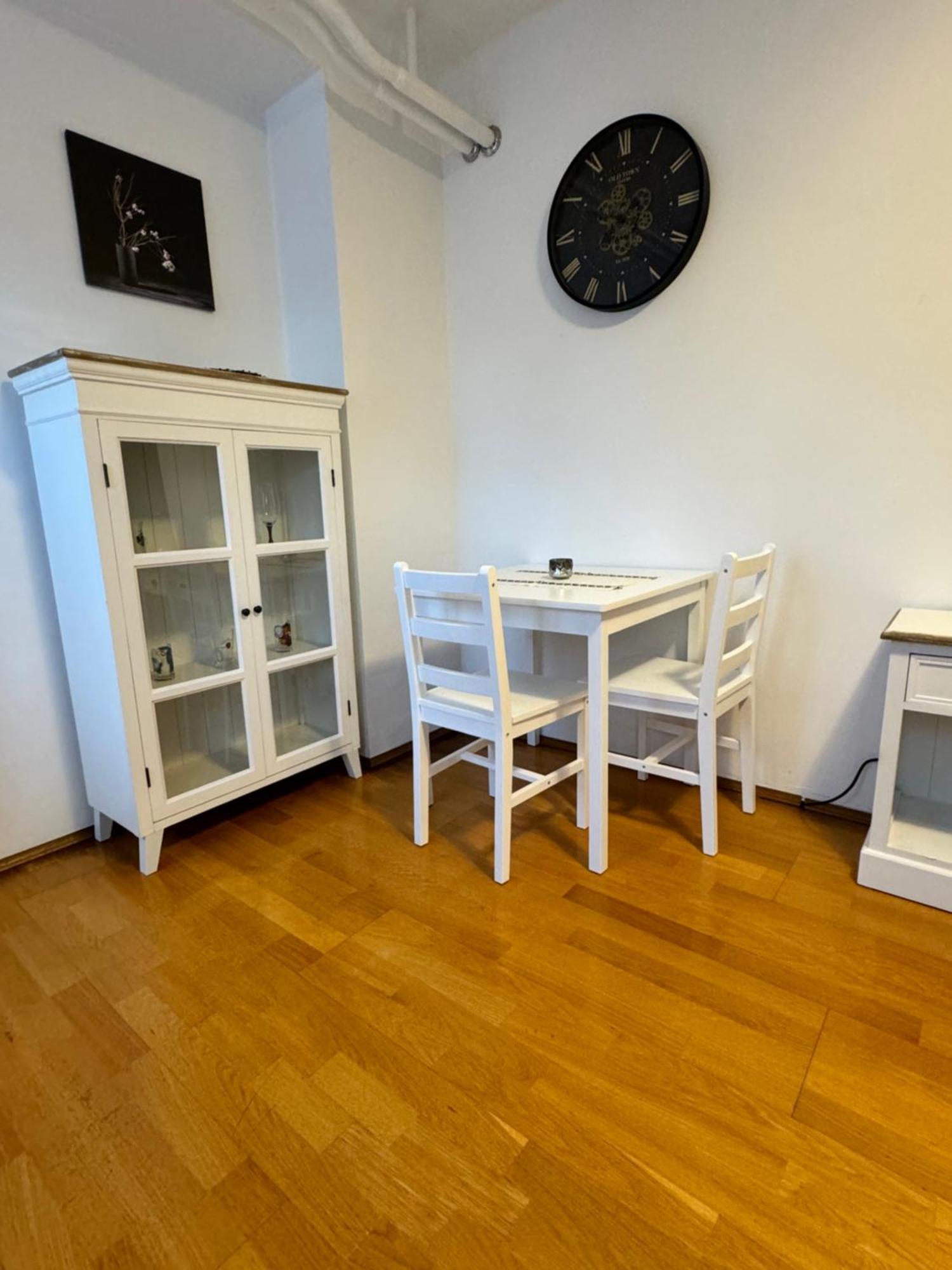 Kb #2 Apartment
